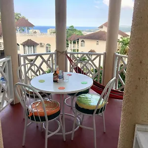 https://d1-castle.hotelsochorios.net